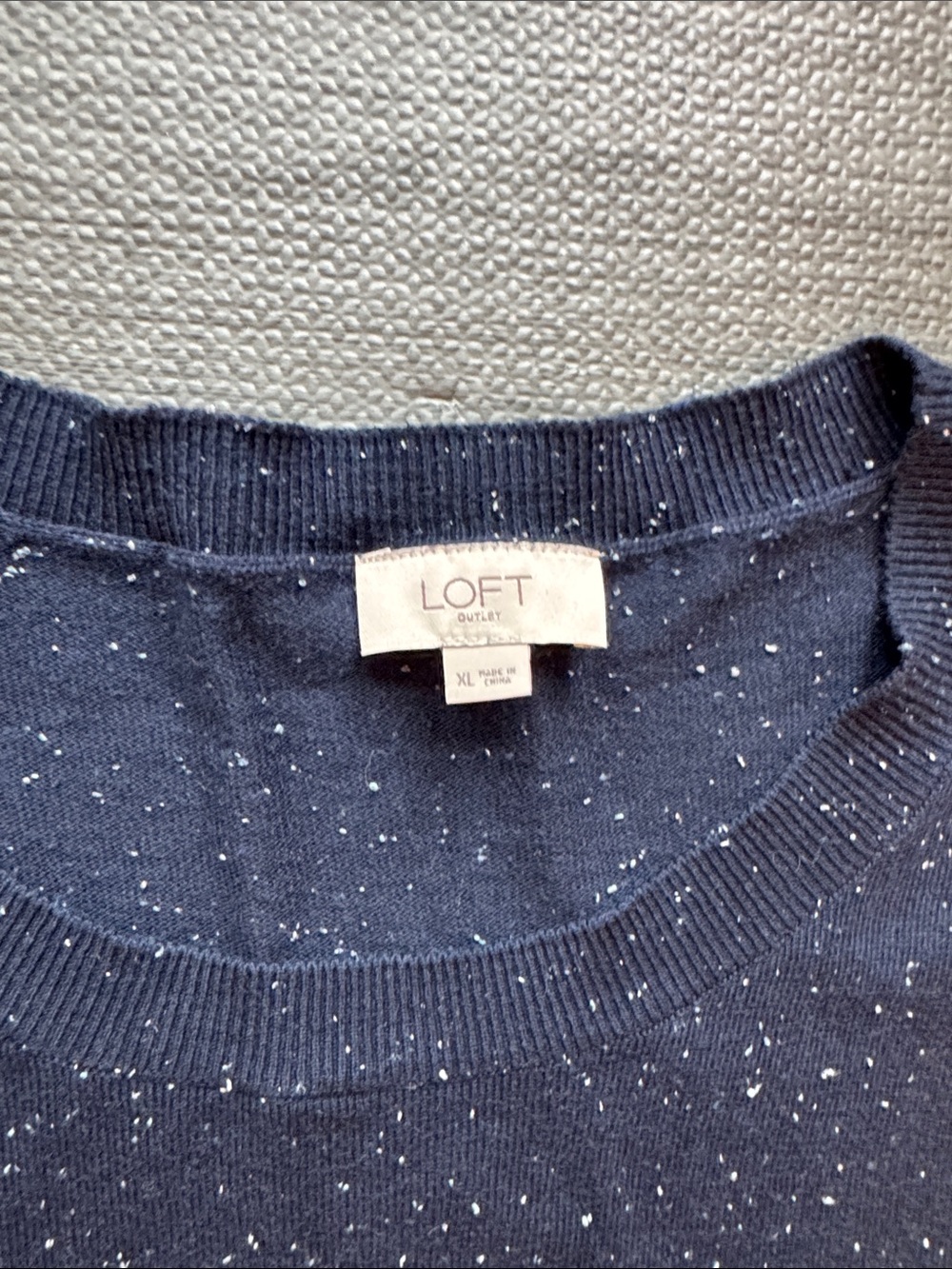 LOFT Navy Speckled Sweater with Skiing Polar Bear - Women’s Size XL - Picture 3 of 6